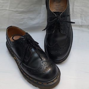 Dr. Martins 1461 brogue wing tip oxford oxford
